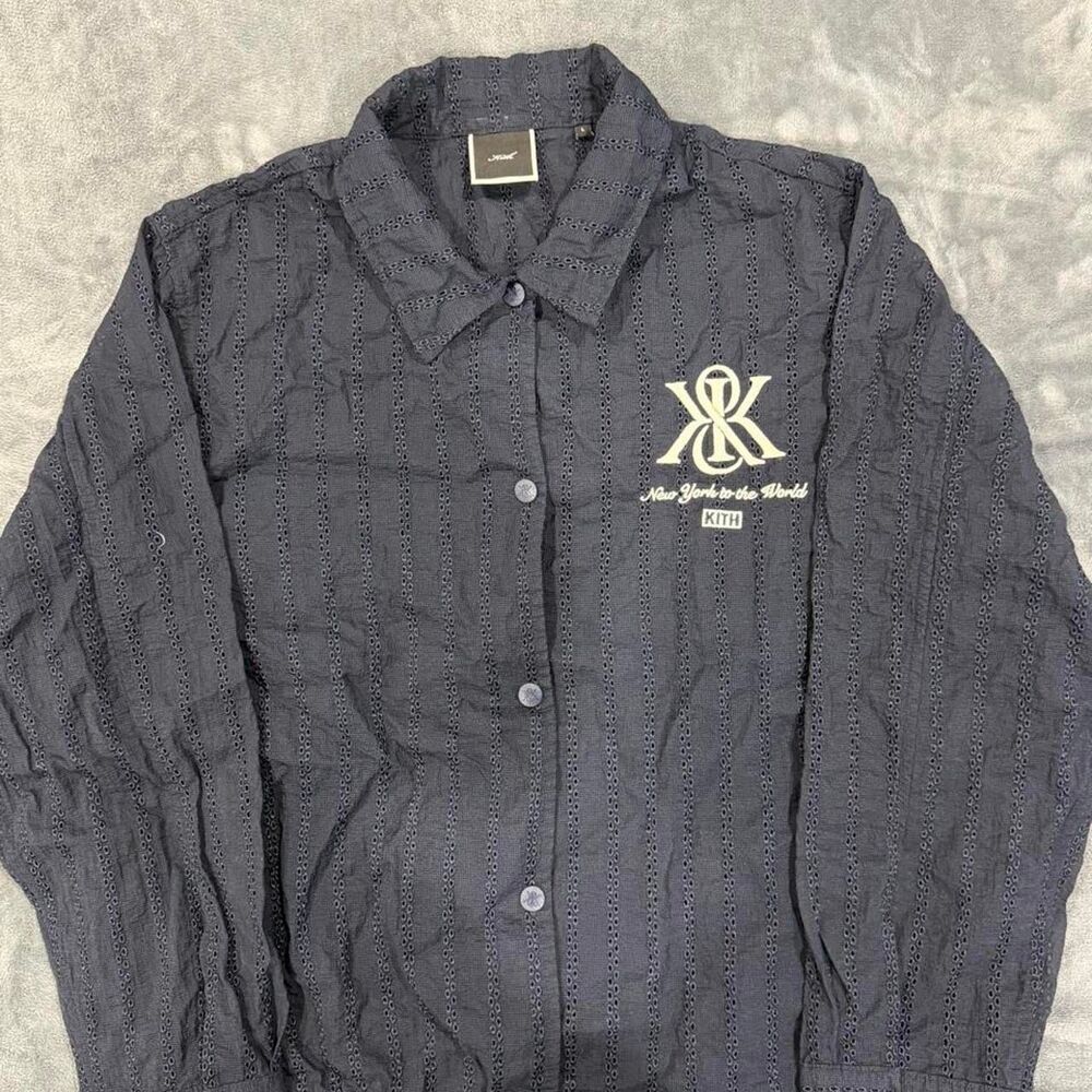 Kith Women's Navy and Blue Shirt